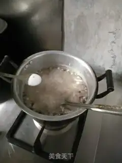 Make Mushroom beef congee step 7