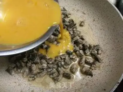 Make Garlic scallops step 1