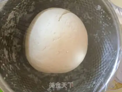 Make Fresh meat buns step 3