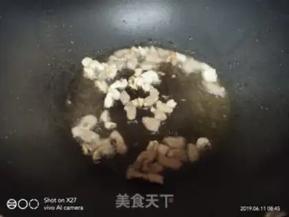 Make The almond mushrooms, the cabbage step 1