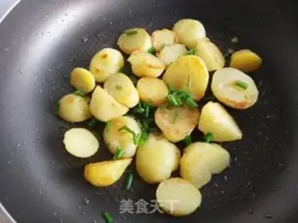 Make Pepper salt potatoes step 3
