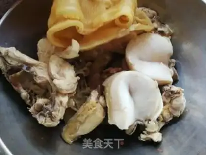 Make Abalone chicken soup step 1