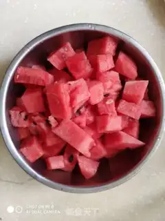 Make Watermelon juice step 1