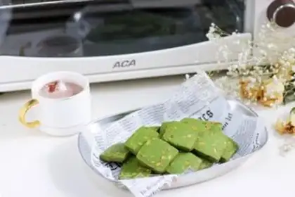 Make Tea pistachio cookies step 14