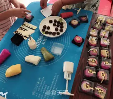 Make Ice mooncake step 2