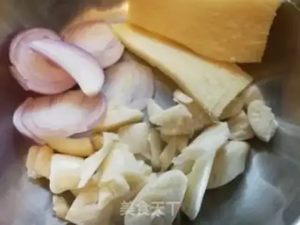 Make Pigheads with white beans step 1