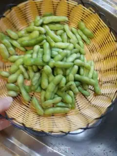 Make Salt-water beans step 1