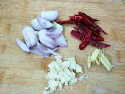Make Hot, hot eggs step 3