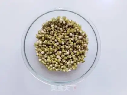 Make Green bean sprouts step 3