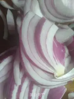Make Scrambled onions step 0
