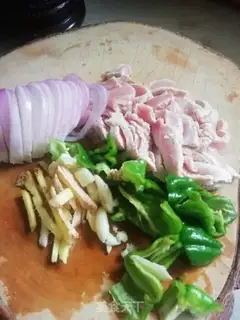 Make Fried meat step 1