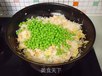 Make Shrimp eggs and soy rice step 6