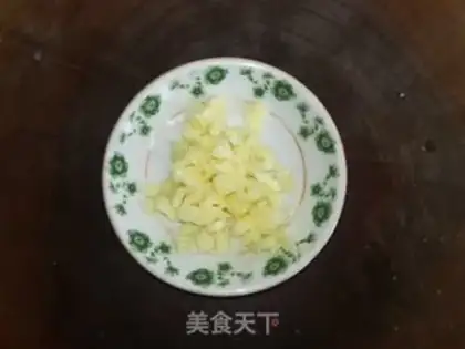 Make Garlic cabbage step 1