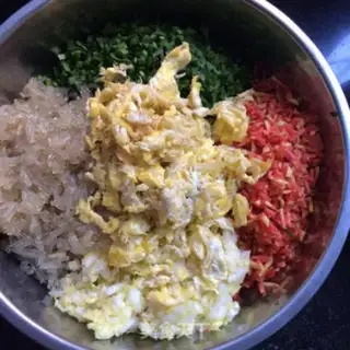 Make Time Vegetable Rolls step 2