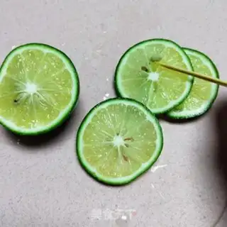 Make A lemon jasmine honey tea step 4