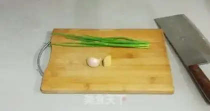 Make Hot dry noodles step 1