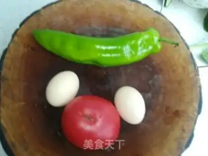 Make Potato pepper fried eggs step 0