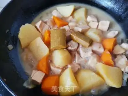 Make Curry potato chicken step 7