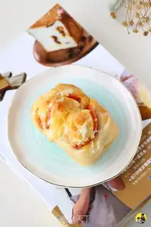 Make Cheese ham bread step 16