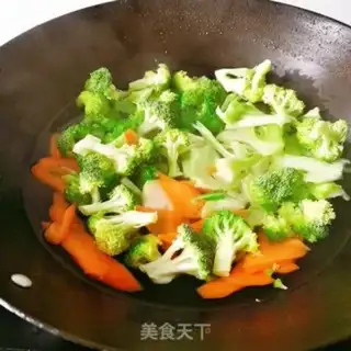 Make Garlic broccoli step 4