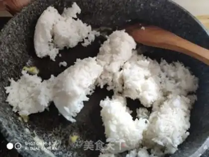 Make Simple fried rice step 2