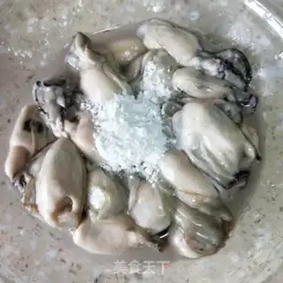 Make Fried eggs for pelicans step 1
