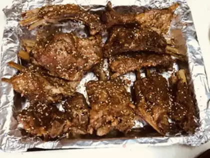Make Xinjiang roasted lamb chops step 8