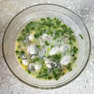 Make Fried eggs for pelicans step 6