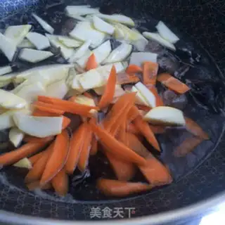 Make Vegetable soup for beefballs step 6