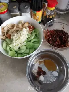 Make Dry tofu cucumber step 1