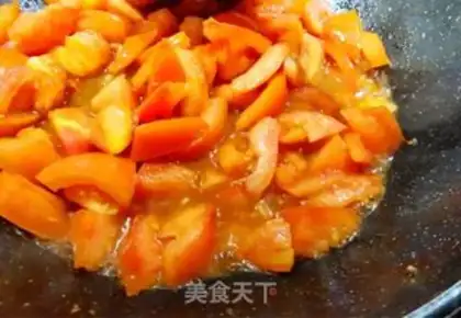 Make Tomato egg noodles step 5