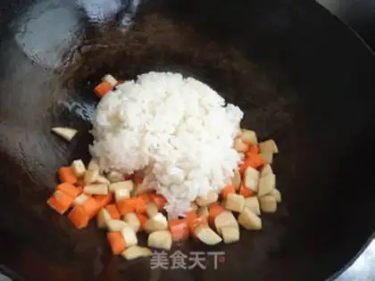 Make Pineapple rice step 8