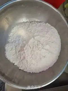 Make Carrot buns step 0
