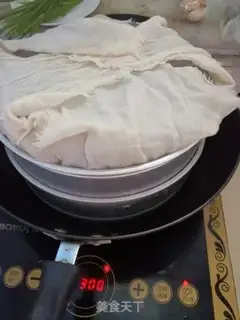 Make Carrot buns step 12