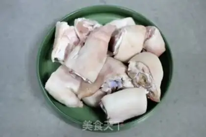 Make Roasted pig hoof step 0