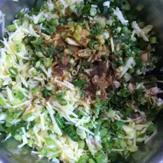 Make A little onion meat bun step 5