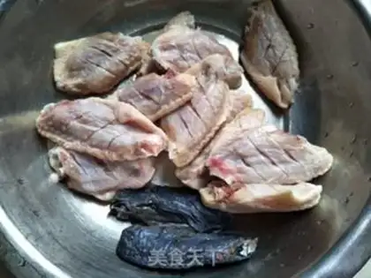 Make Chicken wings of red beer step 0