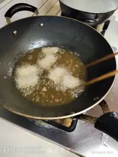 Make Ginger-fried fish step 1