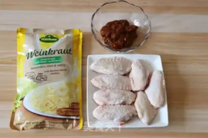 Make Sour sauce chicken wings step 0