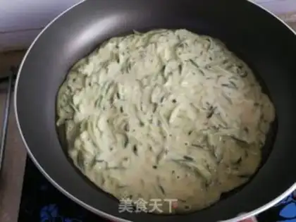 Make cucumber eggcake step 4