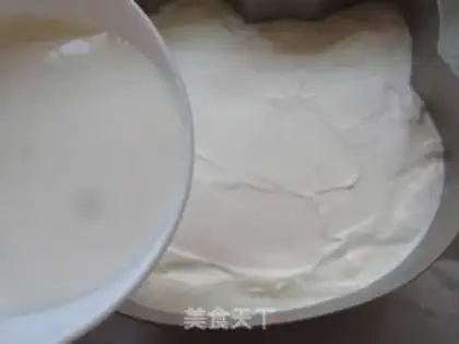 Make Yogurt mousse step 7