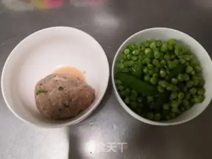 Make Meat and peas step 0