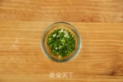 Make Delicious radish with eggs step 1