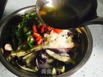 Make Garlic mackerel step 5