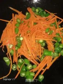 Make Eggs and greens and rice powder step 4