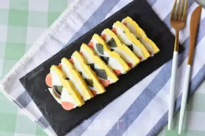 Make Three-coloured eggs step 5