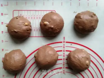 Make Chocolate nut bread step 3