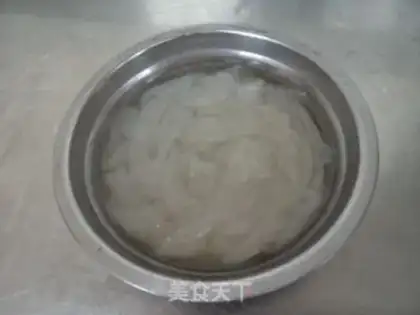 Make Spicy chicken silk step 2