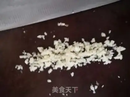 Make Lazy cucumber noodles step 1