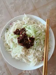Make Lazy cucumber noodles step 2